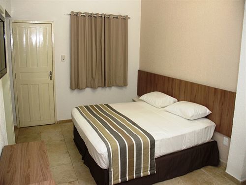 Conde Hotel 2*
